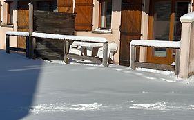 Super Besse chez Sophie 2ch, séjour, wifi, 2tv, rdc, terrasse, parc, piscine, pkg